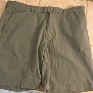English laundry men’s shorts size 38 new.